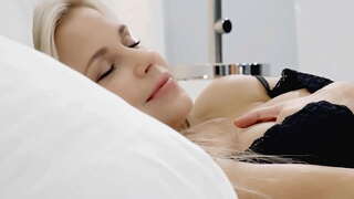 LETSDOEIT - #Rebecca Volpetti #Isabella स्टार #Kinuski - कामौत्तेजित होणे गट मजा एक सुपर हॉट त्रिकूट