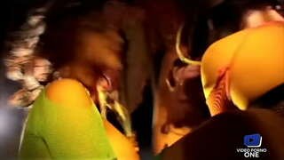 ���ी प्रेम तेव्हा जो माणूस मला मारणे संलग्न आहे